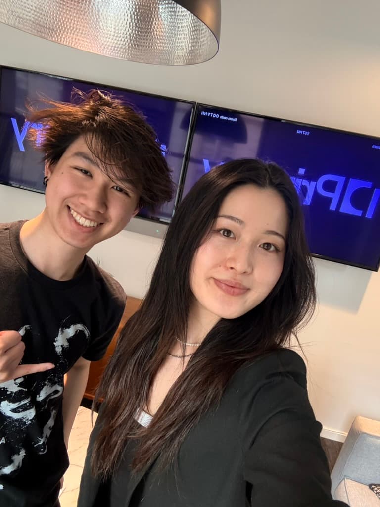 Serena Wang with a founder at office hours